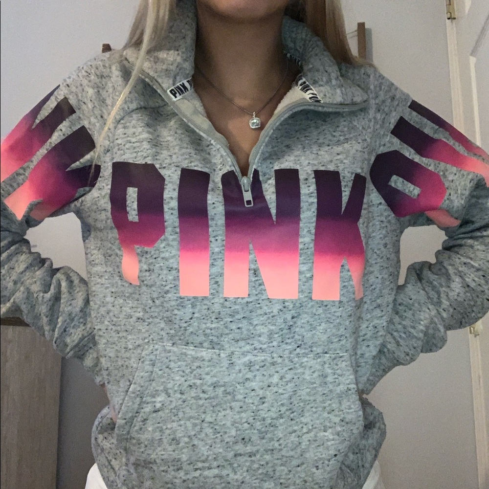 PINK VS QUARTER ZIP